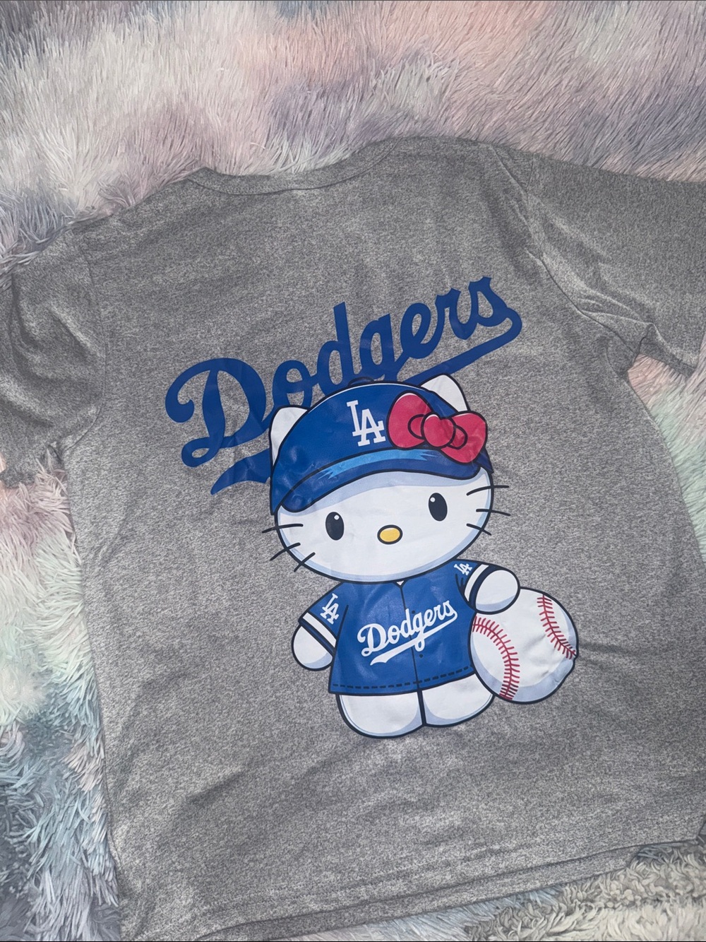 Hello Kitty Dodgers t shirt Small